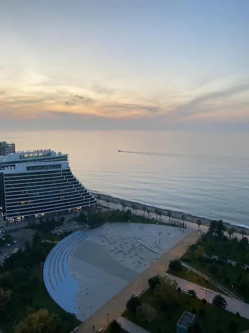 White Sails- Apartment With Two Bedroom Batumi